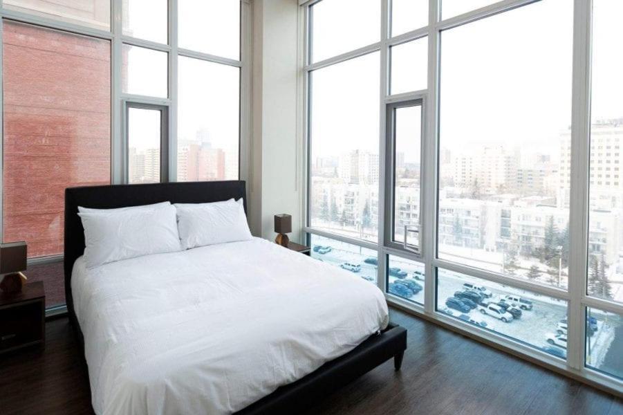 Mayfair Luxe Premium By Corporate Apartment Edmonton