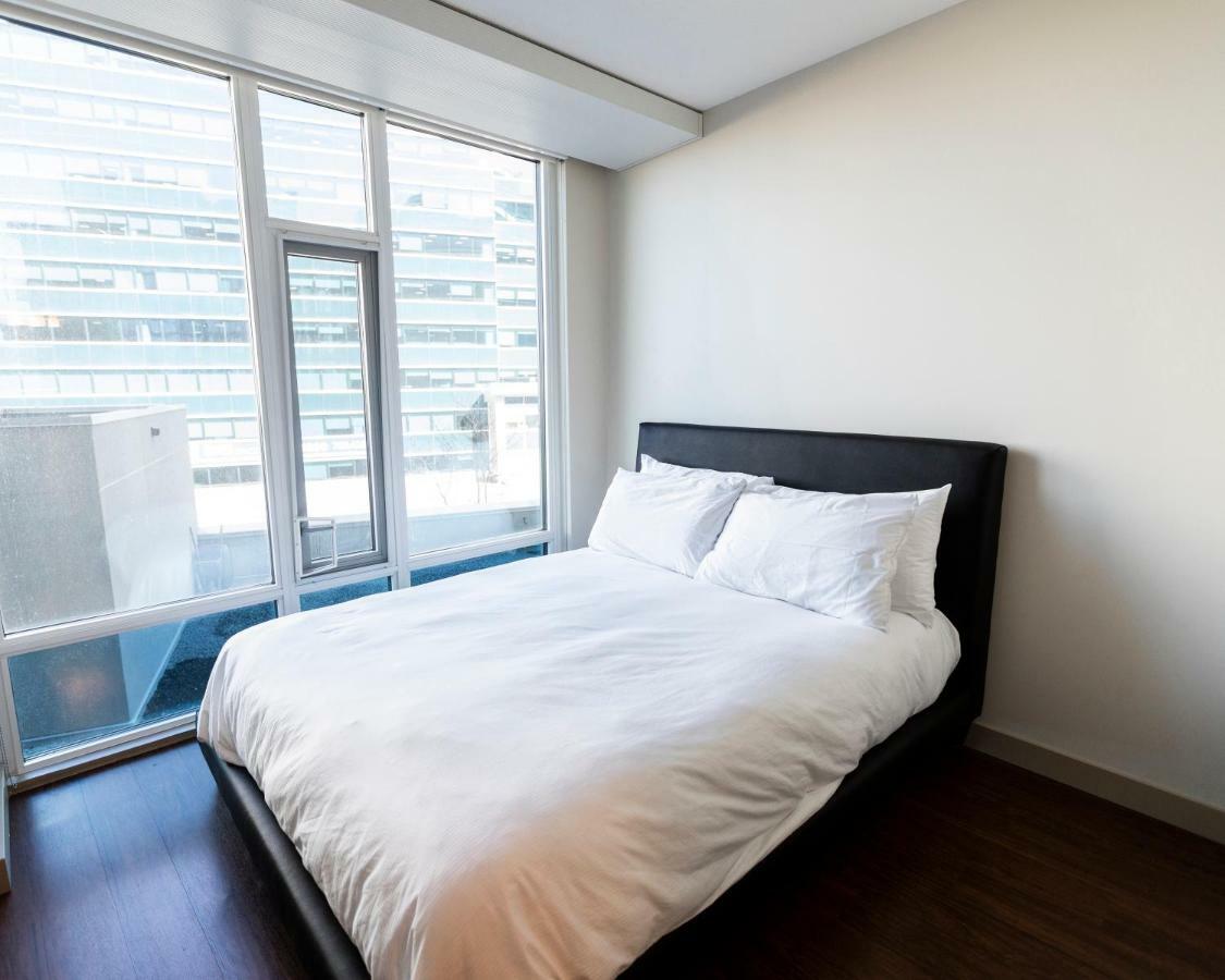 Mayfair Luxe Premium By Corporate Edmonton