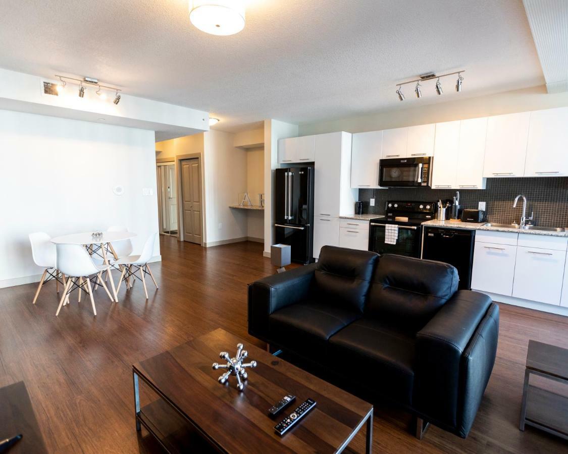 Mayfair Luxe Premium By Corporate * Edmonton